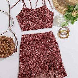 Knot Strap Ruched Bust Shirred Back Dits Floral Top &
Skirt Set